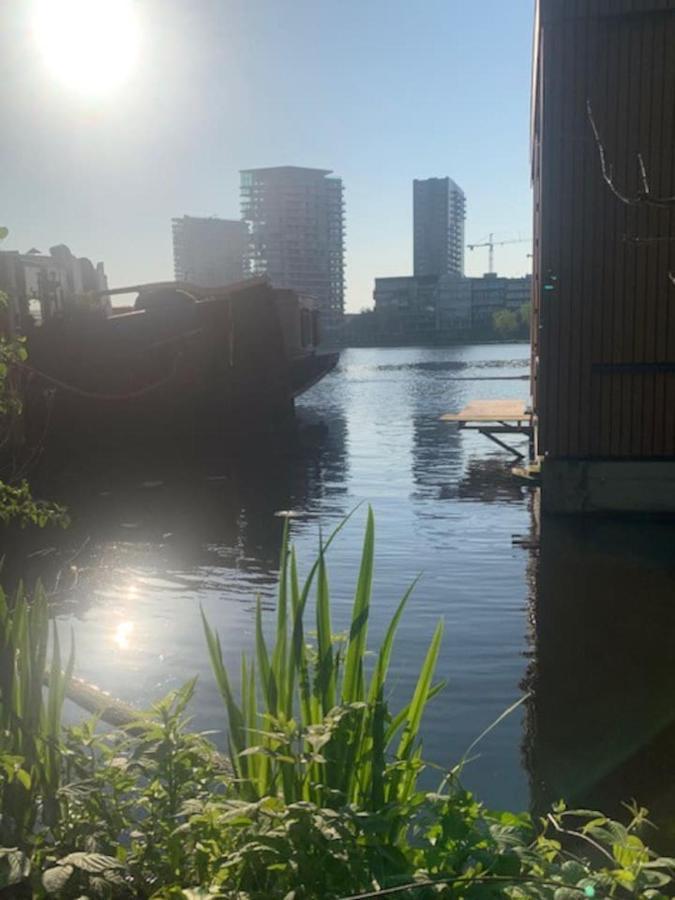 Beautiful Amstel Houseboat Leilighet Amsterdam Eksteriør bilde