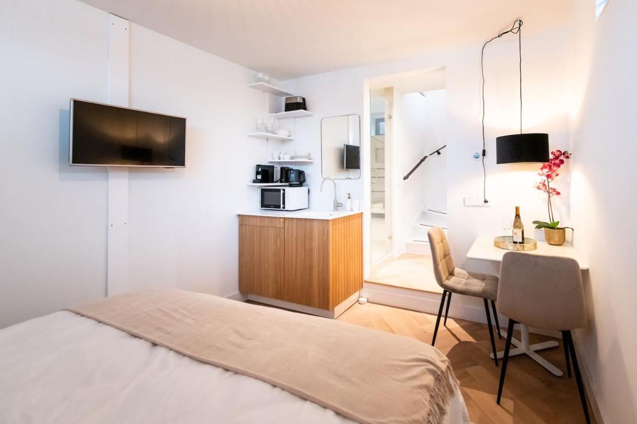 Beautiful Amstel Houseboat Leilighet Amsterdam Eksteriør bilde